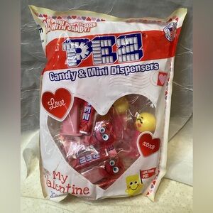 PEZ Valentine's 12 Mini Dispensers New Sealed Package Party Favors Collectible
